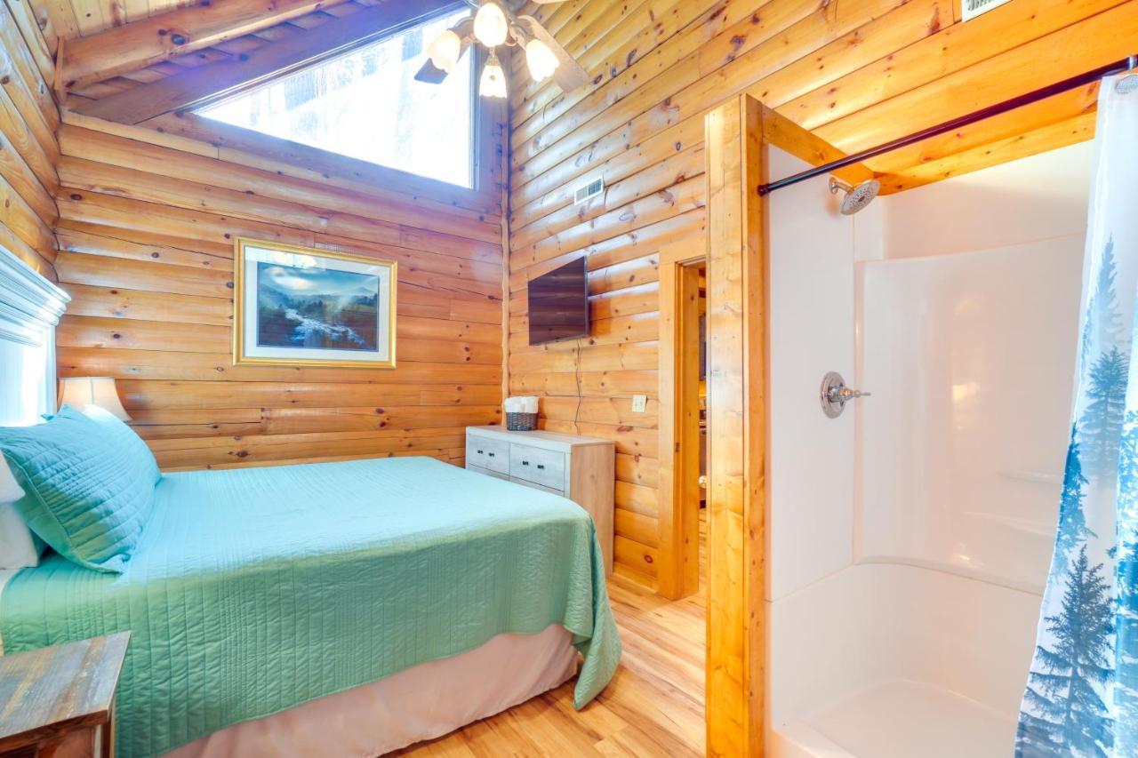 Lovely Gatlinburg Cabin With Private Hot Tub! Luaran gambar