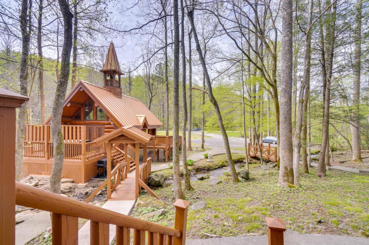 Lovely Gatlinburg Cabin With Private Hot Tub! Luaran gambar
